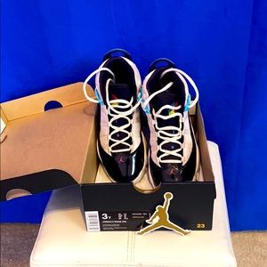 Kids Y size 3 Air Jordan’s